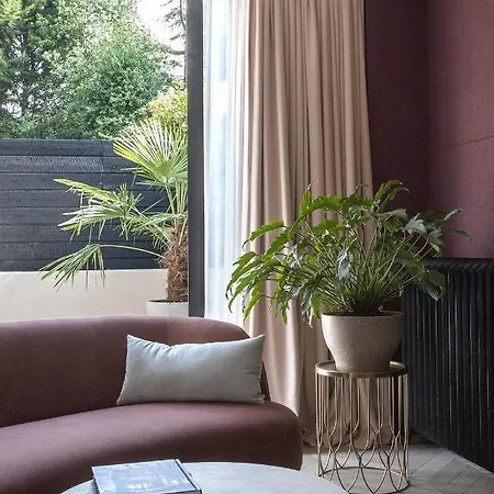 Penelope Hometel Bed & Breakfast